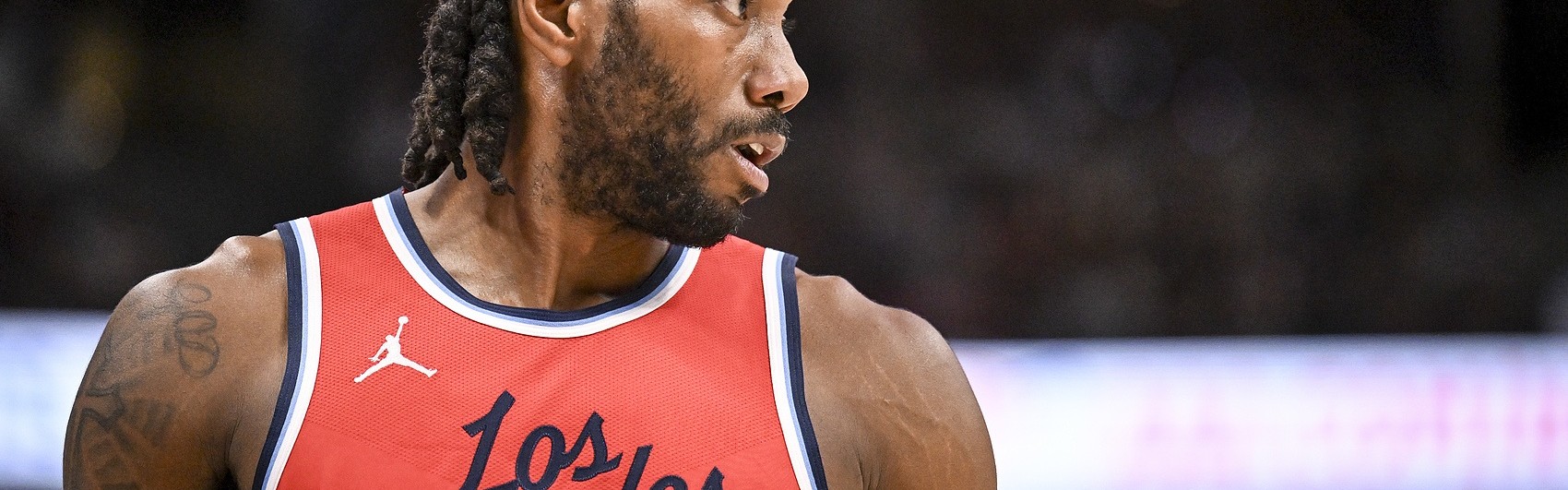 名记：NBA内部不少人希望严惩快船 在被证明无罪之前就是有罪的