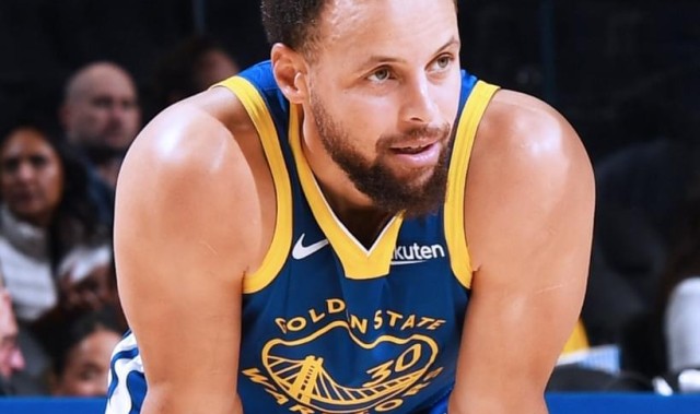 开云-完胜！库里27+7完成救赎，唐斯17+20格林恶犯，巴特勒32+8全队第3