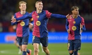 开云体育官网-弗里克谈卡萨多费尔明：现在不想失去任何球员，本赛季需要他们