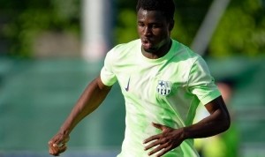 世体：巴萨18岁后卫法雷即将签约至2028年，只等俱乐部官宣