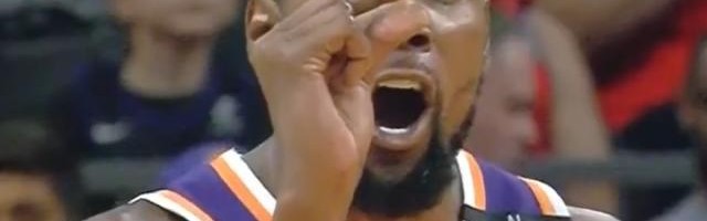 开云体育下载-KD比嘲讽手势羞辱东契奇 29000分之夜拿卢卡祭旗