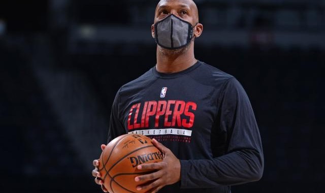 比卢普斯扩充黑人主帅队伍，战术素养人情世故兼具