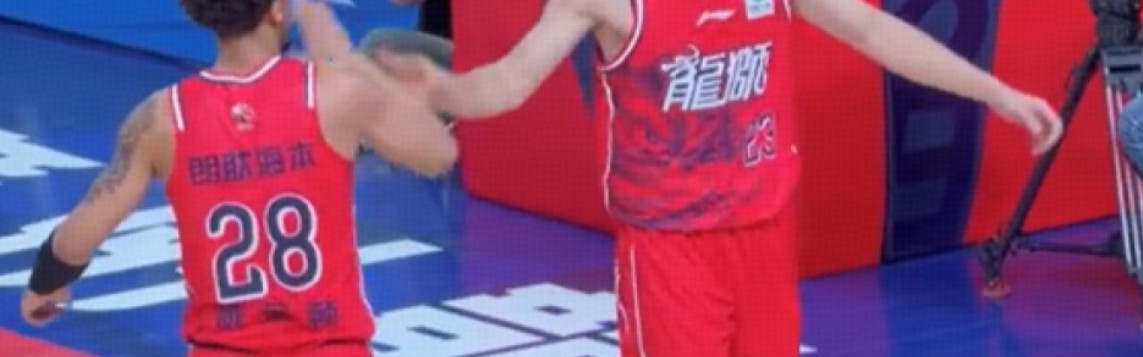 北控刚打好一场又崩了！防守反击顶不住，张庆鹏挂机，还是没希望